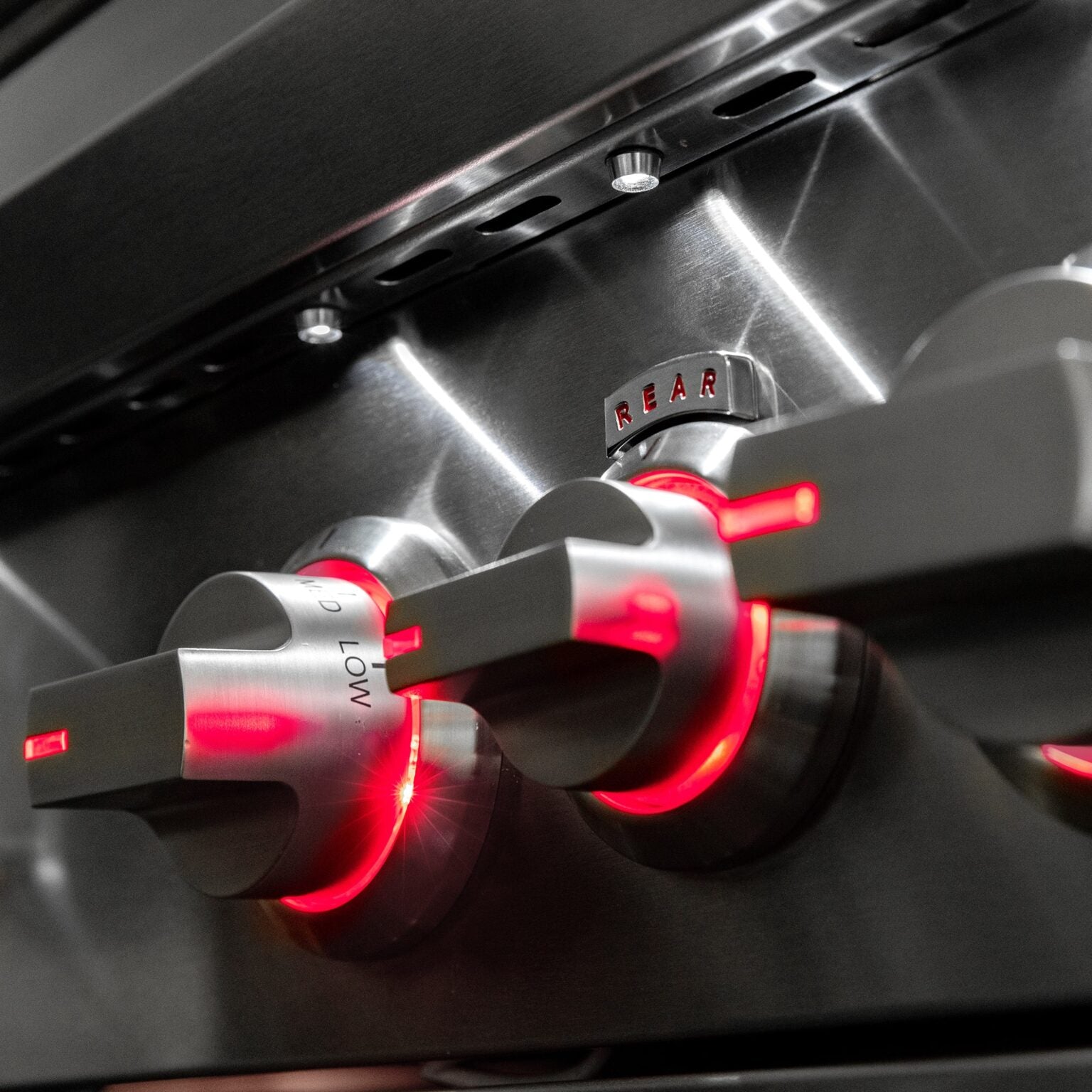 SUMMERSET™ TRL Pro 32" Built-In Grill [2 Fuel Types]