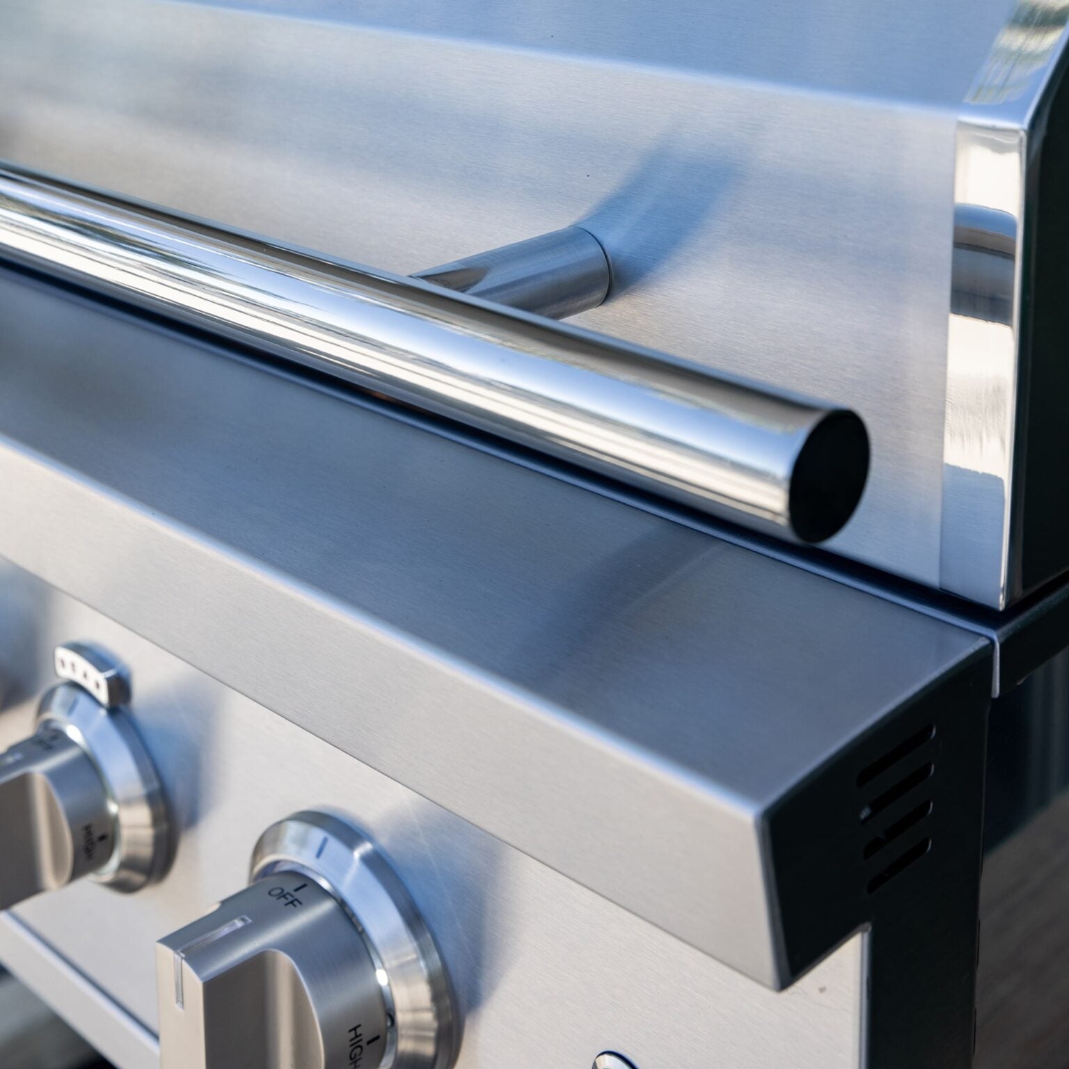 SUMMERSET™ TRL Pro 32" Built-In Grill [2 Fuel Types]