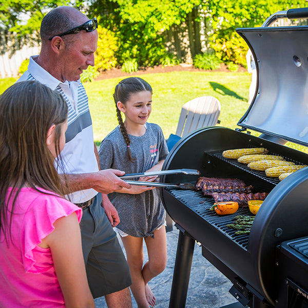 Broil King® Regal™ Pellet 500 Grill [Wi-Fi & Bluetooth Controlled]
