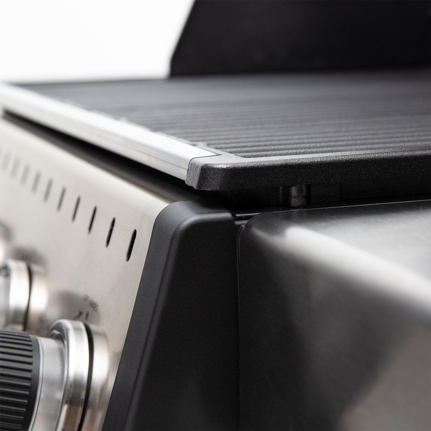 Broil King® Baron™ 440 PRO 4-Burner Grill