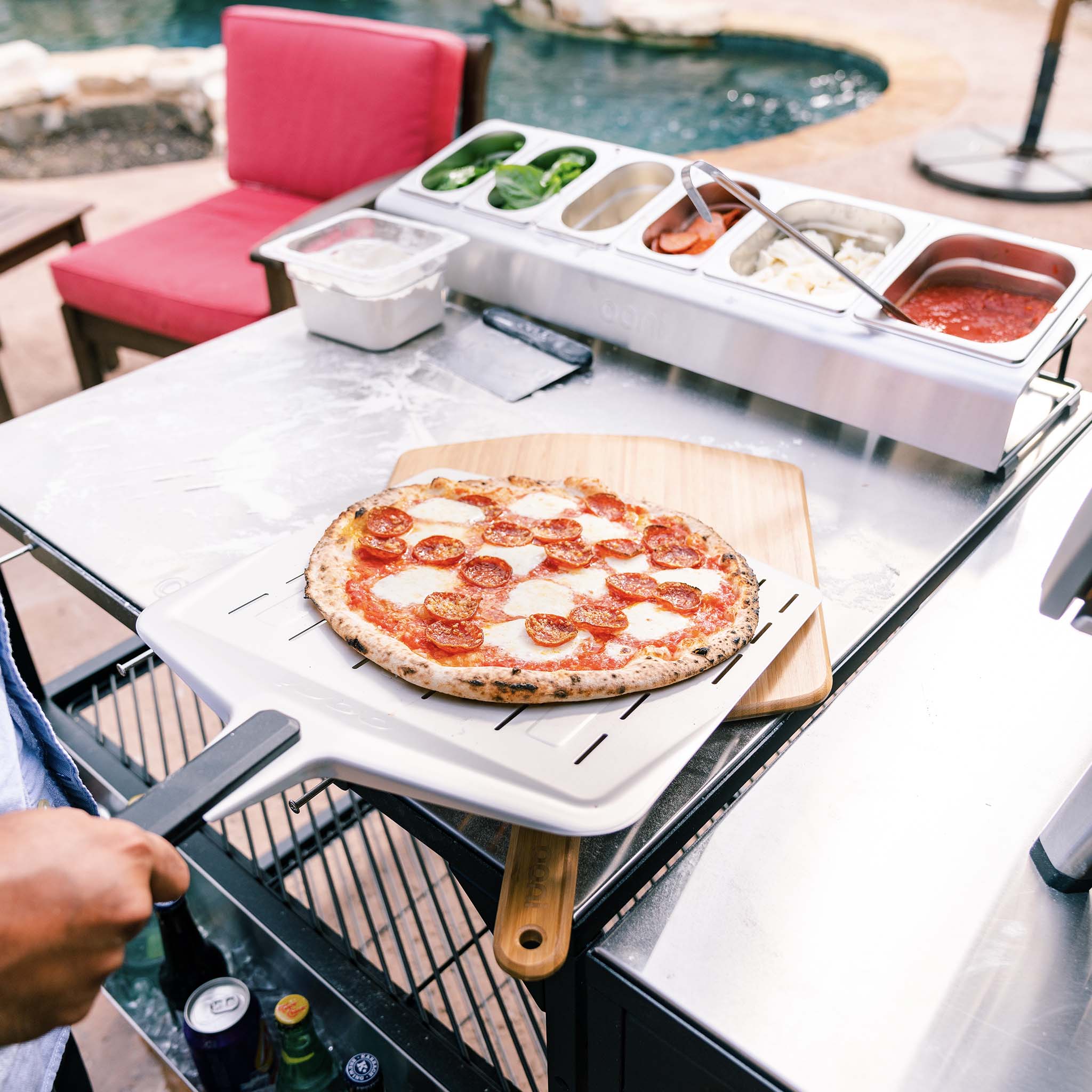 Ooni™ 12" Perforated Pizza Peel (UU-P06401)