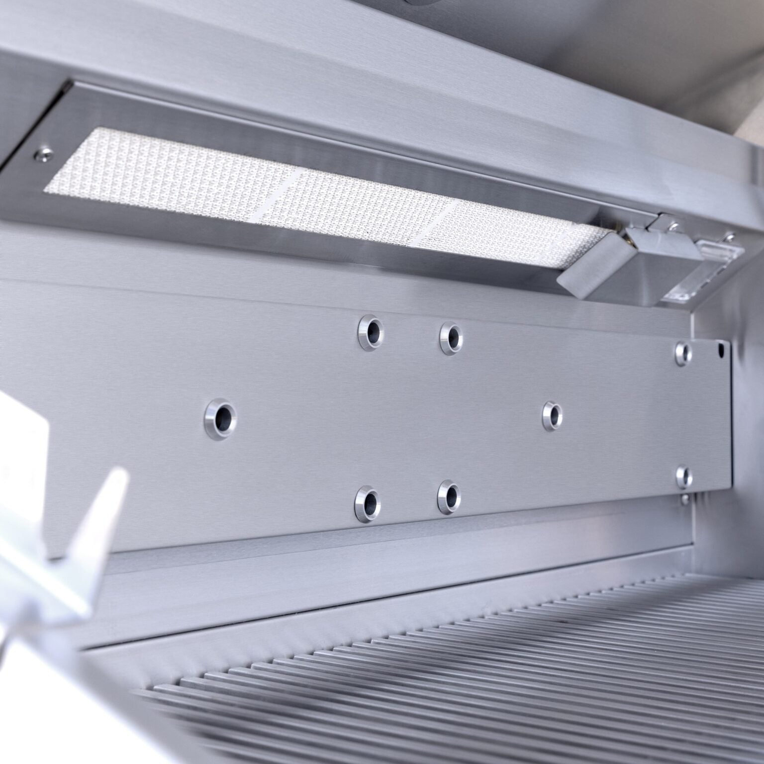SUMMERSET™ Quest 42" Built-In Grill [2 Fuel Types]