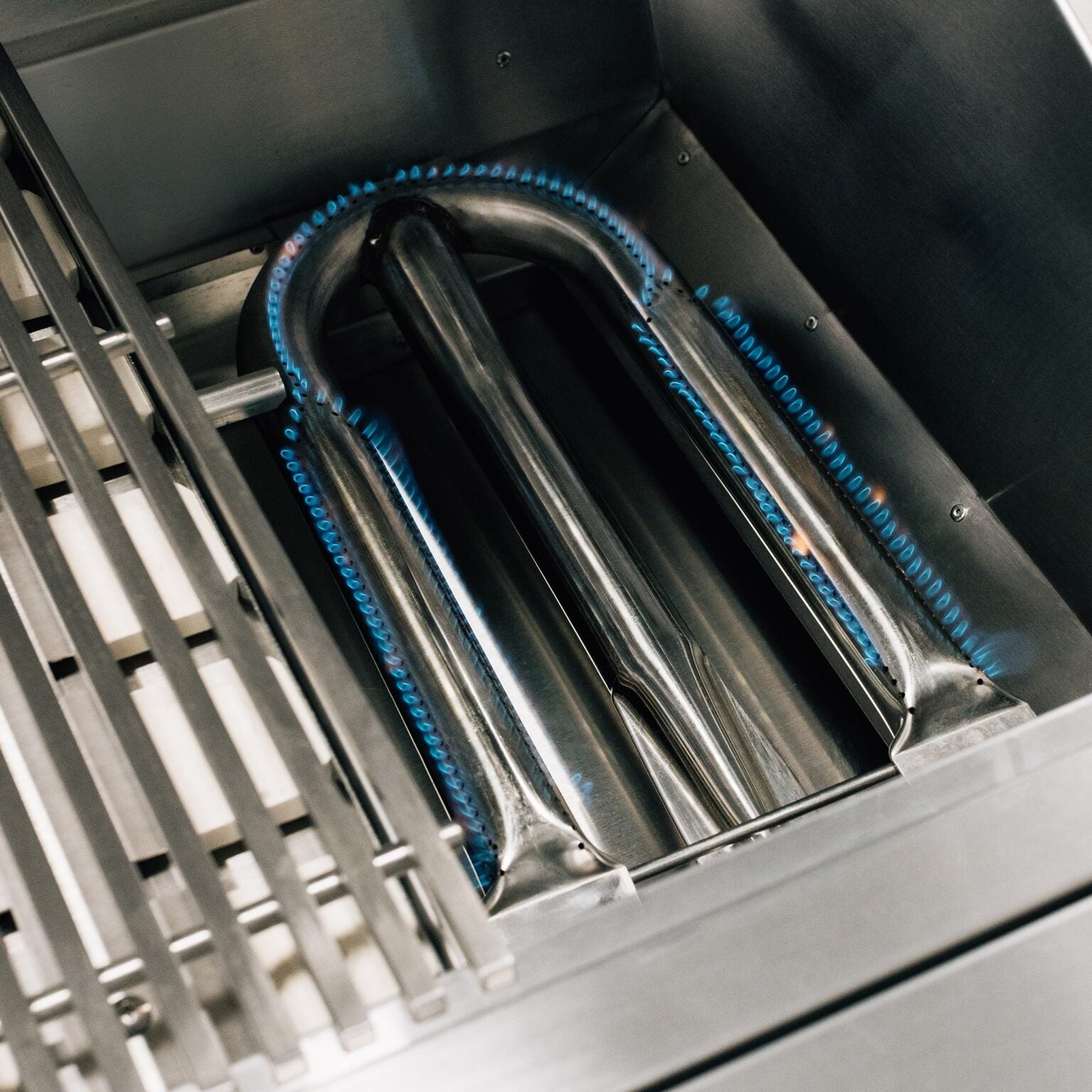 SUMMERSET™ Quest 36" Built-In Grill [2 Fuel Types]