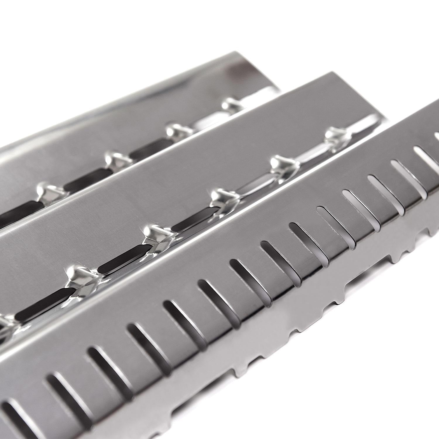 Broil King® 40/44 BTU Stainless Steel Flav-R-Wave™