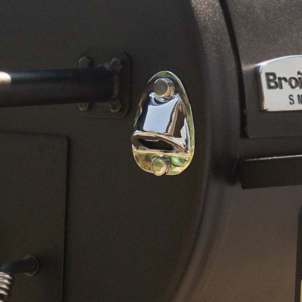 Broil King® Regal™ Charcoal Offset 500 Grill